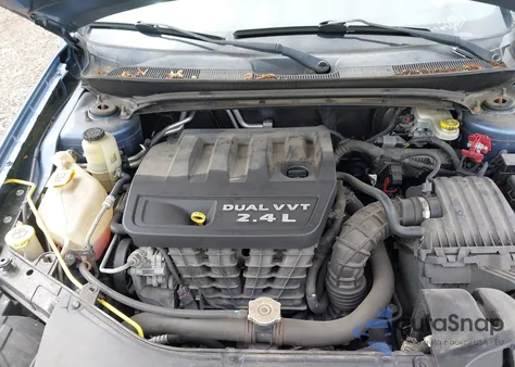 2011 Chrysler 200 Touring из США, поврежденный, VIN 1C3BC2EB6BN563845